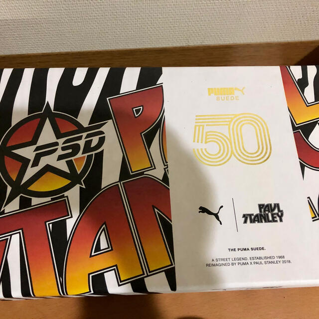 PUMA(プーマ)のプーマ × ポール・スタンレー（KISS)コラボスニーカー エンタメ/ホビーのCD(ポップス/ロック(洋楽))の商品写真