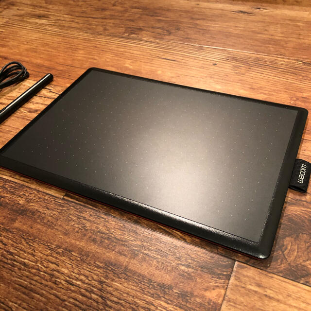 Wacom(ワコム)のOne by Wacom CTL-672/K0-C ワコム ペンタブレット スマホ/家電/カメラのPC/タブレット(PC周辺機器)の商品写真