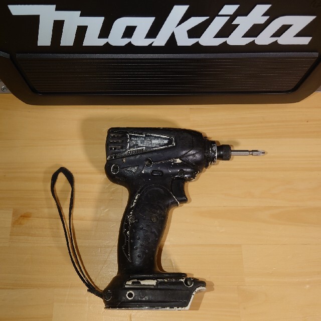 Makita(マキタ)のマキタ　14.4V　中古　インパクトドライバ　TD133D その他のその他(その他)の商品写真