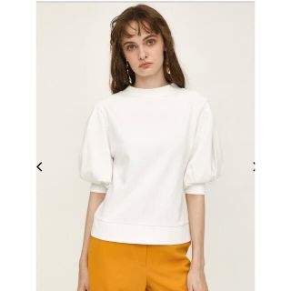 スライ(SLY)のSLY TUCK SLEEVE SWEAT(カットソー(半袖/袖なし))