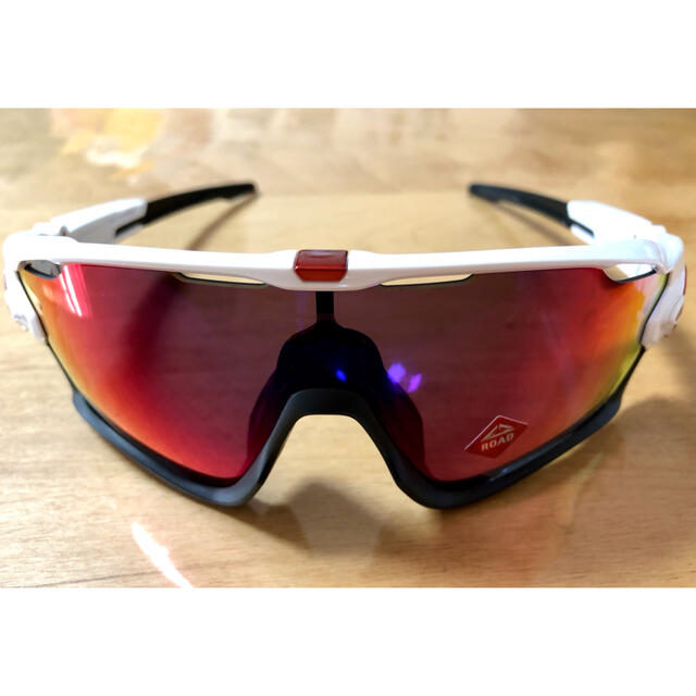 Oakley(オークリー)の【新品未使用】OAKLEY オークリー ジョウブレイカー ポリッシュドホワイト スポーツ/アウトドアの自転車(ウエア)の商品写真