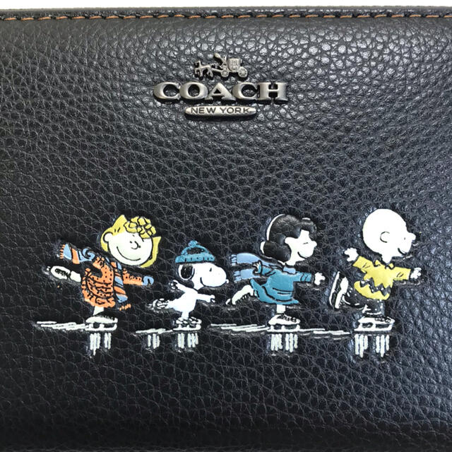 COACH(コーチ)のコーチCOACH×PEANUTS SNOOPYコラボアイススケート可愛い長財布 レディースのファッション小物(財布)の商品写真