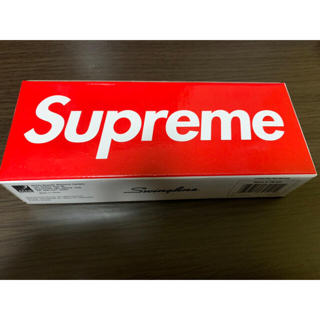 supreme シュプリーム　ホチキス　ホッチキス