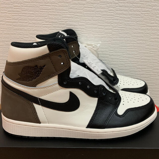 NIKE(ナイキ)の28cm NIKE AIR JORDAN 1 HIGH OG MOCHA 本物 メンズの靴/シューズ(スニーカー)の商品写真