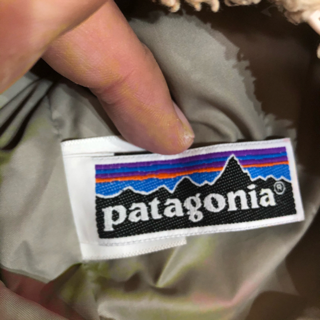 patagonia(パタゴニア)のパタゴニア　フリース　レトロ　ベスト　キッズ　ベビー キッズ/ベビー/マタニティのキッズ服男の子用(90cm~)(ジャケット/上着)の商品写真