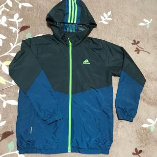 アディダス(adidas)の美品　アディダス  ウィンドブレーカー　160(ジャケット/上着)