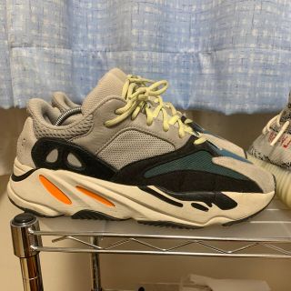 アディダス(adidas)のyeezy boost 700(スニーカー)