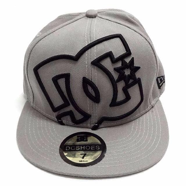 DC SHOE(ディーシーシュー)の【ひー様専用】DCSHOES NEW ERA COVERAGE キャップ R59 レディースの帽子(キャップ)の商品写真