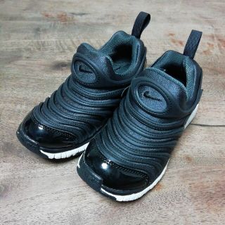 ナイキ(NIKE)の新品未使用　ナイキ　ダイナモフリー18センチ　黒(スニーカー)