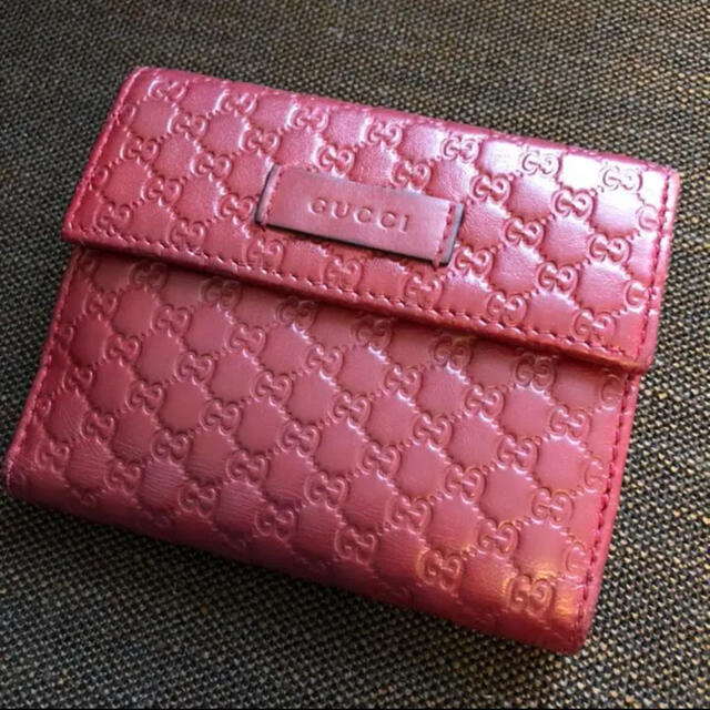 GUCCI 二つ折り財布 赤 財布 ファッション小物 レディース セール中