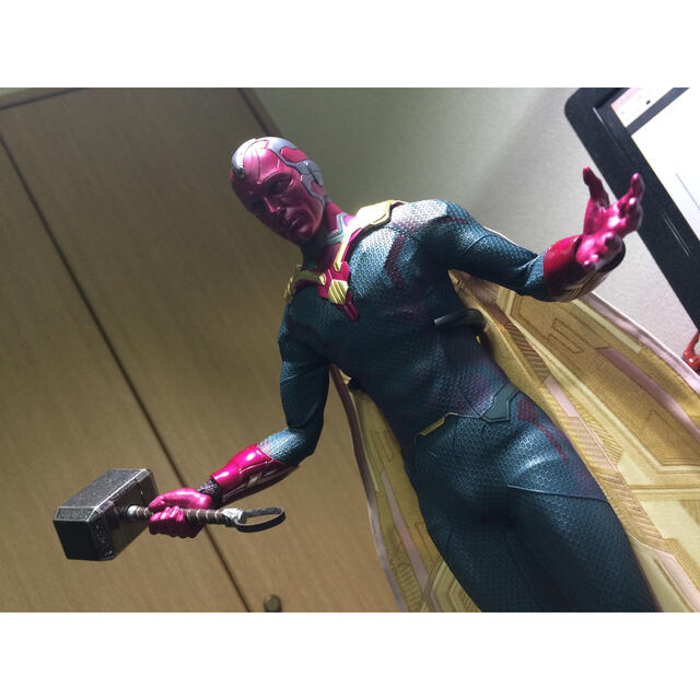 MARVEL(マーベル)の【まんきつ様専用】ホットトイズ  ヴィジョン フィギュア エンタメ/ホビーのフィギュア(アメコミ)の商品写真