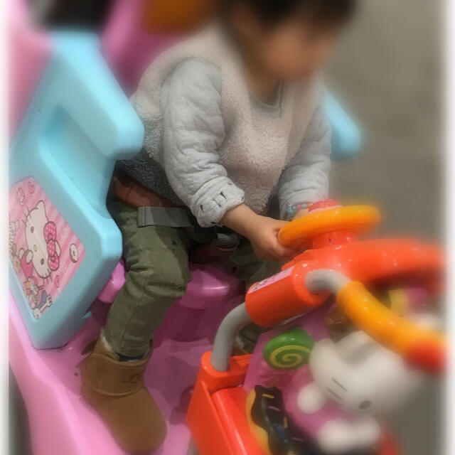 ZARA KIDS(ザラキッズ)のZARABabyザラベビー ダメージデニムパンツ サイズ86 キッズ/ベビー/マタニティのキッズ服女の子用(90cm~)(パンツ/スパッツ)の商品写真