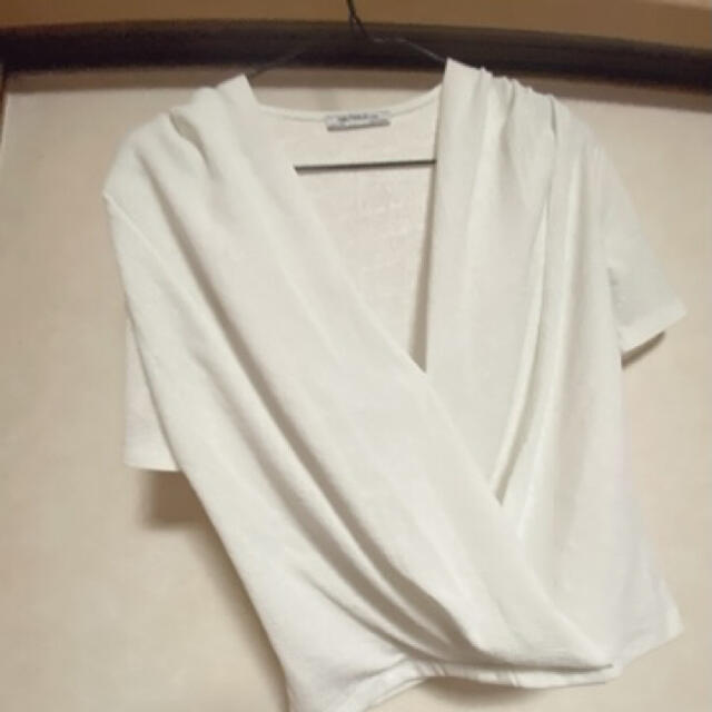 ZARA(ザラ)のzaraトップス レディースのトップス(Tシャツ(半袖/袖なし))の商品写真