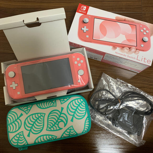 ゲームソフトゲーム機本体Nintendo Switch NINTENDO SWITCH LITE コーラ