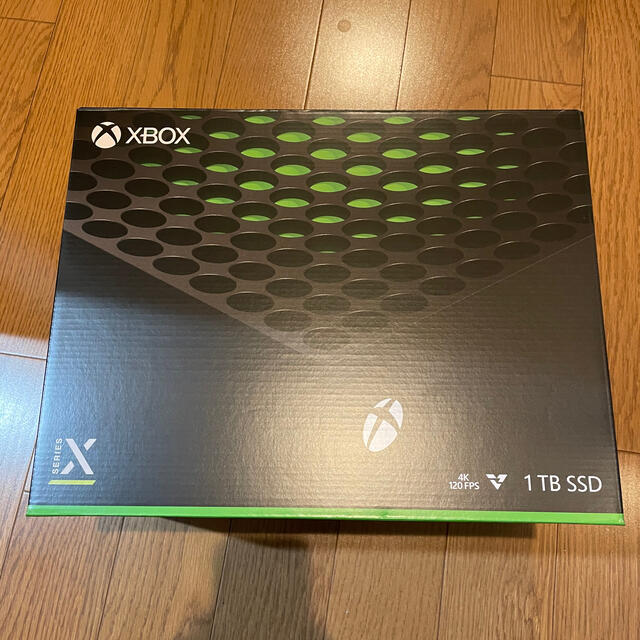 Xbox(エックスボックス)の【sell様専用】Xbox Series X​　新品純正充電器セット エンタメ/ホビーのゲームソフト/ゲーム機本体(家庭用ゲーム機本体)の商品写真