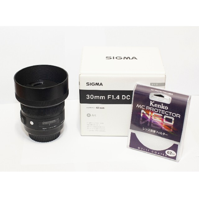 SIGMA(シグマ)のSIGMA Art 30mm F1.4 DC Canon用 スマホ/家電/カメラのカメラ(レンズ(単焦点))の商品写真