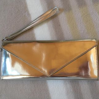 マークバイマークジェイコブス(MARC BY MARC JACOBS)のmarc by マークバイ のクラッチ(クラッチバッグ)