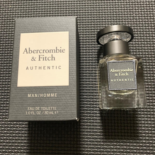 Abercrombie&Fitch(アバクロンビーアンドフィッチ)のアバクロ　香水　30ml コスメ/美容の香水(ユニセックス)の商品写真