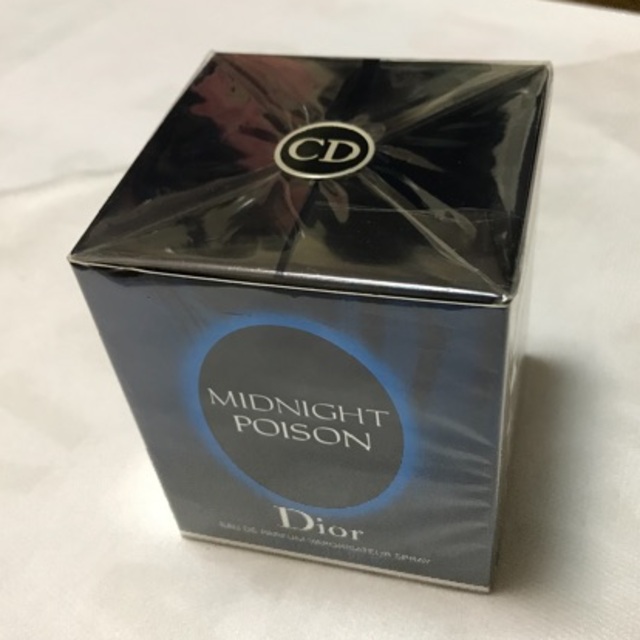 Christian Dior(クリスチャンディオール)の未開封 100ml  ミッドナイトプワゾン コスメ/美容の香水(香水(女性用))の商品写真