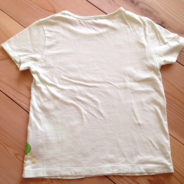 MUJI (無印良品)(ムジルシリョウヒン)の130cmカエルさんTシャツ キッズ/ベビー/マタニティのキッズ服男の子用(90cm~)(Tシャツ/カットソー)の商品写真