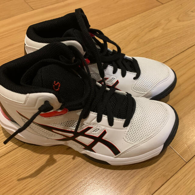 asics(アシックス)の(ハッピー様専用)　アシックス　バッシュ　21.5cm 新品 キッズ/ベビー/マタニティのキッズ靴/シューズ(15cm~)(スニーカー)の商品写真