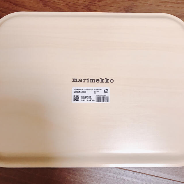 marimekko(マリメッコ)の【新品/廃盤】マリメッコプライウッドトレイ ケトゥンマルヤKetunmarja インテリア/住まい/日用品のキッチン/食器(食器)の商品写真