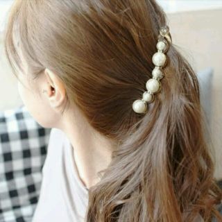 再入荷❤パール×ビジューバナナクリップ(バレッタ/ヘアクリップ)