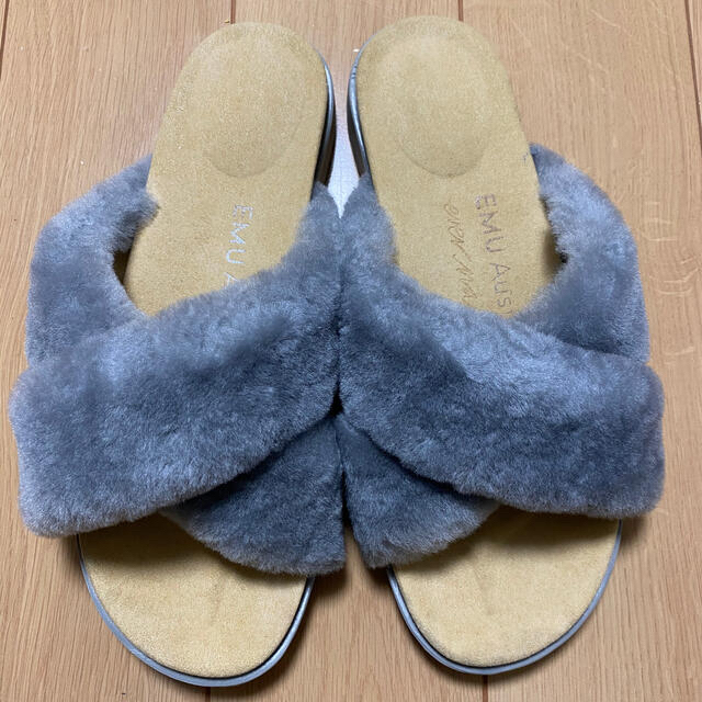 EMU - EMU ファーサンダル<最終値下げ>の通販 by N's shop EMU - EMU ファーサンダル<最終値下げ>の通販 by N's shop