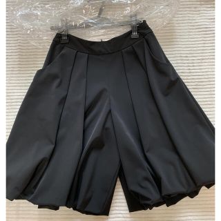 フォクシー(FOXEY)の期間限定お値下げ　フォクシーニューヨーク　バルーン  キュロット　パンツ　 (キュロット)