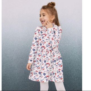 プチバトー(PETIT BATEAU)のプチバトー　新作　8ans 花柄　ワンピース　タートルネック(ワンピース)