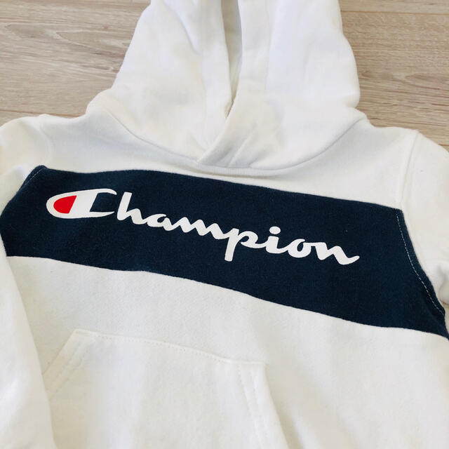 Champion(チャンピオン)のチャンピオン パーカー キッズ/ベビー/マタニティのキッズ服男の子用(90cm~)(Tシャツ/カットソー)の商品写真