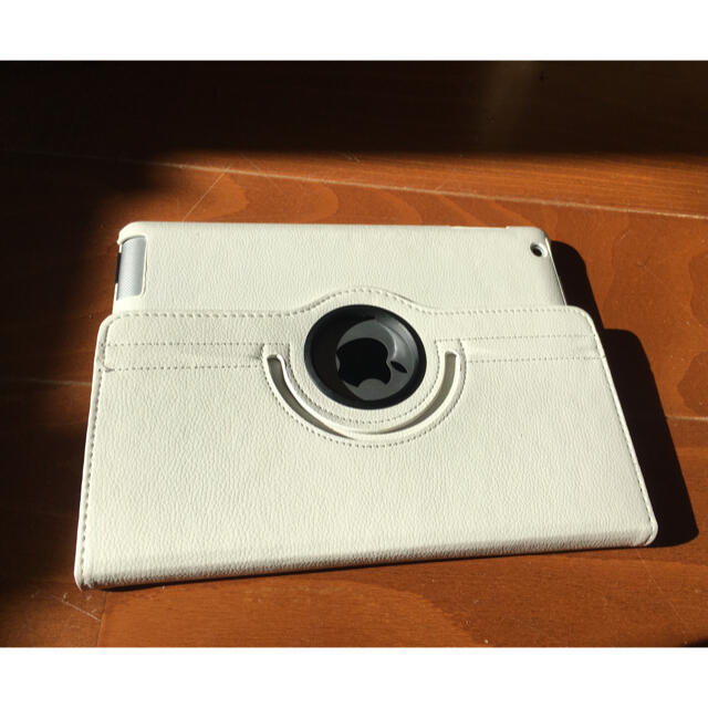iPad(アイパッド)のiPad3 セルラー 32GB Softbank 第3世代タイムセール中残り僅か スマホ/家電/カメラのPC/タブレット(タブレット)の商品写真