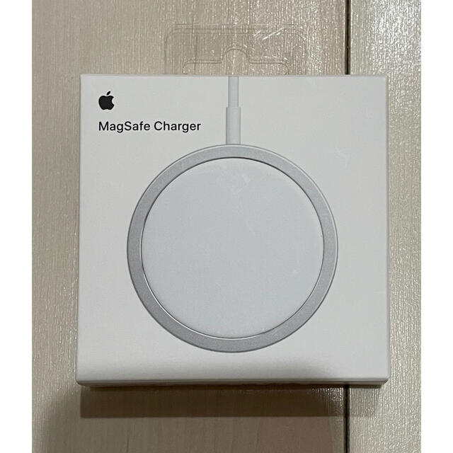 Apple(アップル)のMagSafe  Charger　充電器　Apple マグセーフ スマホ/家電/カメラのスマートフォン/携帯電話(バッテリー/充電器)の商品写真