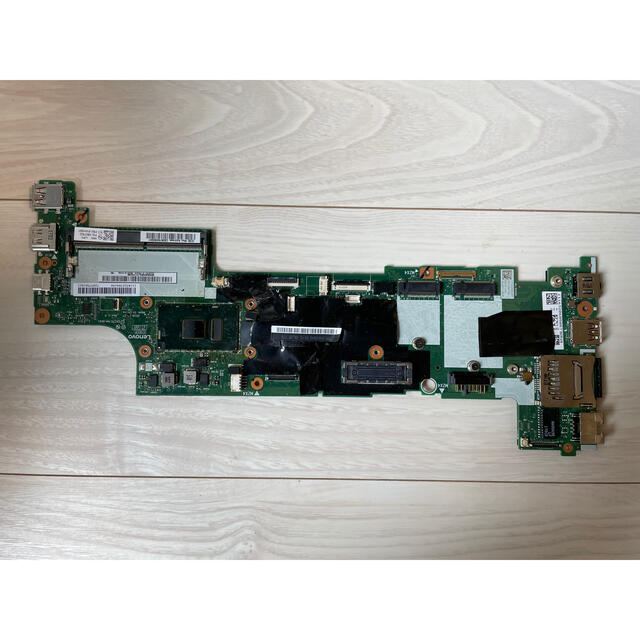 Lenovo(レノボ)のジャンク Lenovo ThinkPad X270 ロジックボード i5 スマホ/家電/カメラのPC/タブレット(PCパーツ)の商品写真