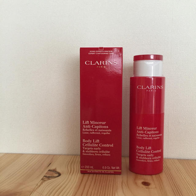 CLARINS(クラランス)のクラランス 新品 未開封 CLARINS コスメ/美容のボディケア(ボディローション/ミルク)の商品写真