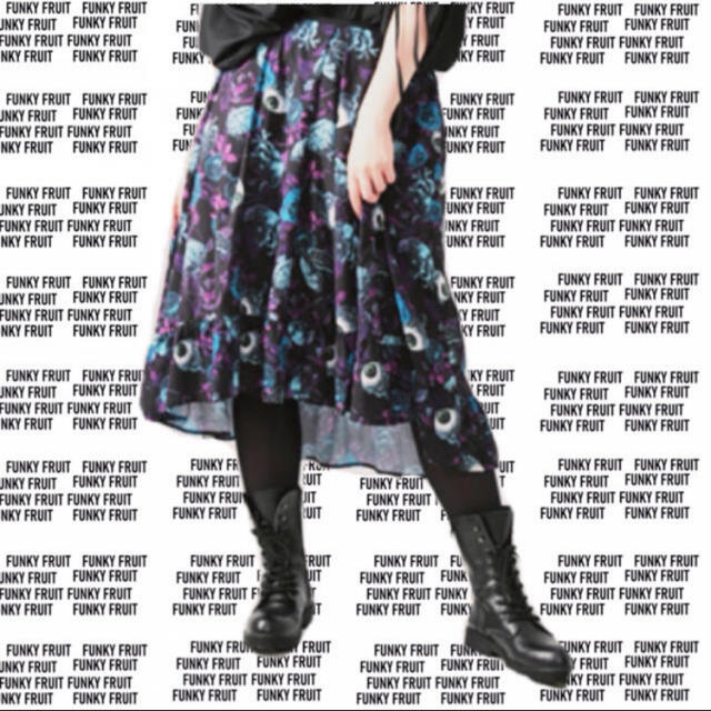 FUNKY FRUIT(ファンキーフルーツ)の臓器の花園総柄ヘムフリルフィッシュテールスカート レディースのスカート(その他)の商品写真
