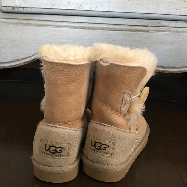 UGG(アグ)のUGG アグ　ムートンブーツ　17cm キッズ/ベビー/マタニティのキッズ靴/シューズ(15cm~)(ブーツ)の商品写真