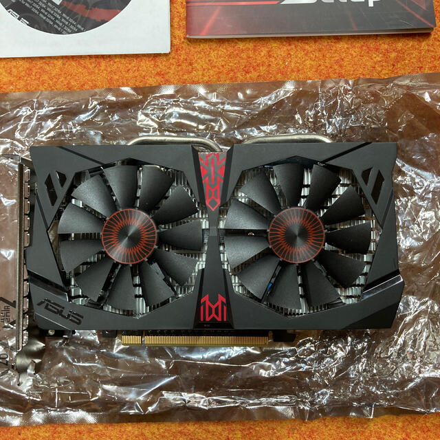 ASUS(エイスース)の★中古/ASUS STRIX-GTX750TI-OC-2GD5 スマホ/家電/カメラのPC/タブレット(PCパーツ)の商品写真