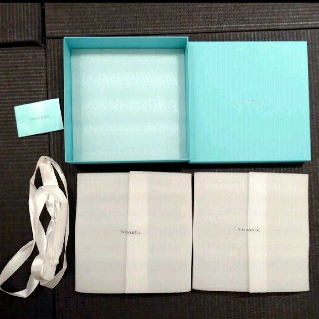 Tiffany & Co.(ティファニー)のTiffany✩.*˚空箱 レディースのバッグ(ショップ袋)の商品写真