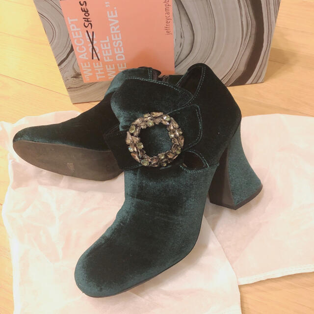 JEFFREY CAMPBELL(ジェフリーキャンベル)の【ジェフリーキャンベル】ビジューバックルブーティー 24.5cm レディースの靴/シューズ(ブーティ)の商品写真