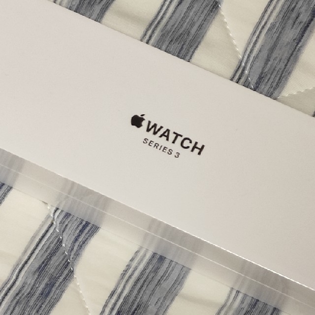 新品未開封 Apple watch series3 シルバー アルミ バンド 白