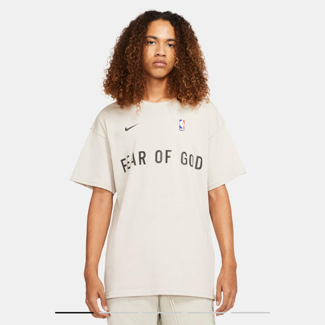 FEAR OF GOD(フィアオブゴッド)の早い者勝ち‼️ FEAR OF GOD×NIKE コラボTシャツ XXL メンズのトップス(Tシャツ/カットソー(半袖/袖なし))の商品写真
