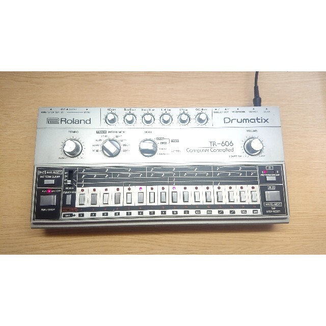 Roland(ローランド)のTR-606 リズムマシン 楽器のDTM/DAW(その他)の商品写真