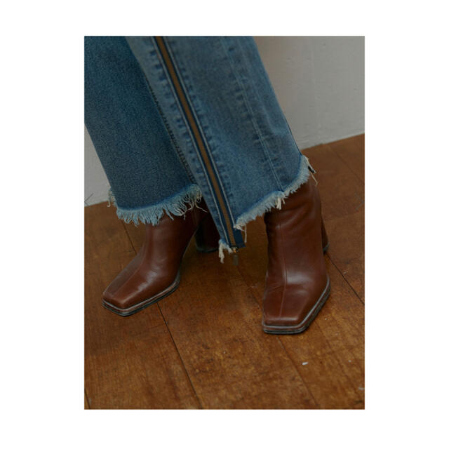 Ameri VINTAGE(アメリヴィンテージ)のAmeri UNDRESSED SQUARE BOOTS ブラウンM レディースの靴/シューズ(ブーツ)の商品写真