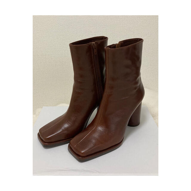 Ameri VINTAGE(アメリヴィンテージ)のAmeri UNDRESSED SQUARE BOOTS ブラウンM レディースの靴/シューズ(ブーツ)の商品写真