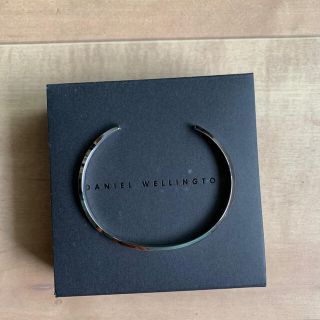 ダニエルウェリントン(Daniel Wellington)のダニウェルウェリントン　バングル(ブレスレット)