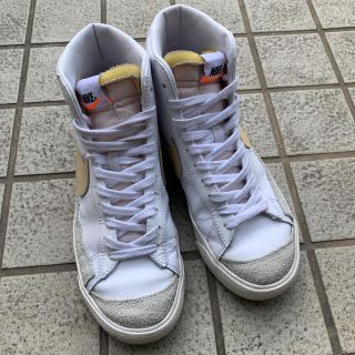 ナイキ(NIKE)のNIKE W BLAZER MID '77(スニーカー)