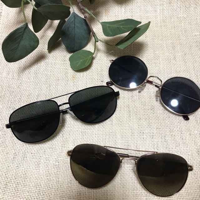 【未使用】おしゃれサングラス 3つセット レディースのファッション小物(サングラス/メガネ)の商品写真