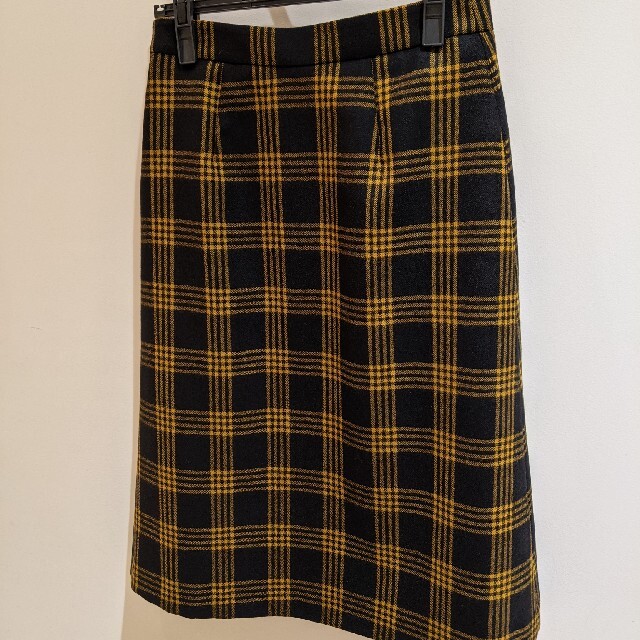 Paul Stuart(ポールスチュアート)のPaulStuart 　スコットランド　スカート レディースのスカート(ひざ丈スカート)の商品写真