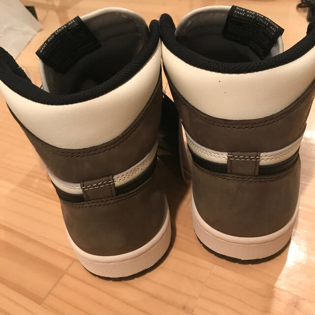 NIKE(ナイキ)のJordan 1 Retro High OG Dark Mocha 26.5cm メンズの靴/シューズ(スニーカー)の商品写真